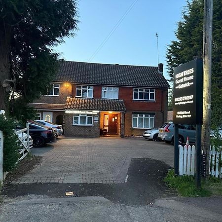 High Trees Guest House Gatwick Horley Dış mekan fotoğraf