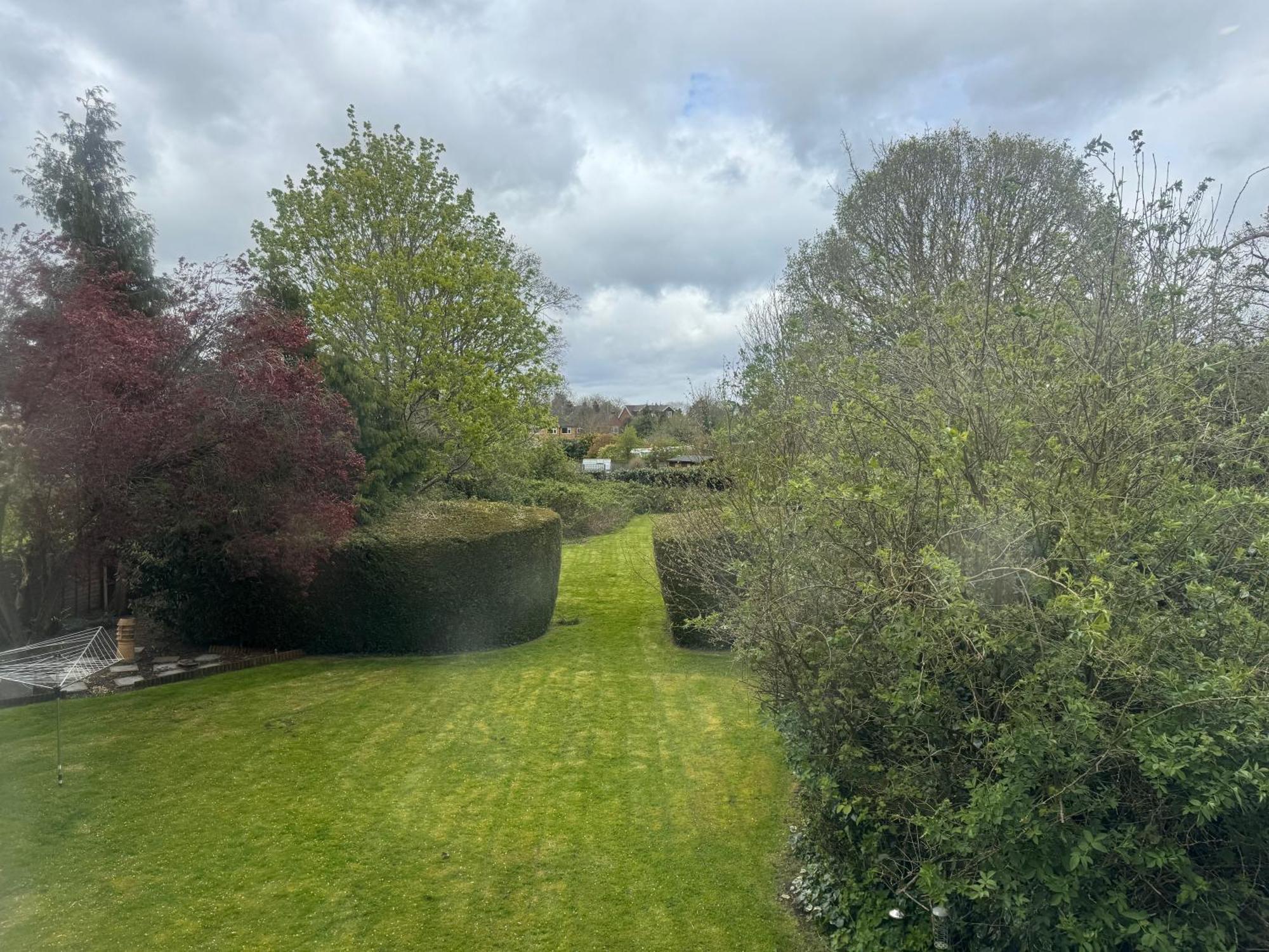 High Trees Guest House Gatwick Horley Dış mekan fotoğraf
