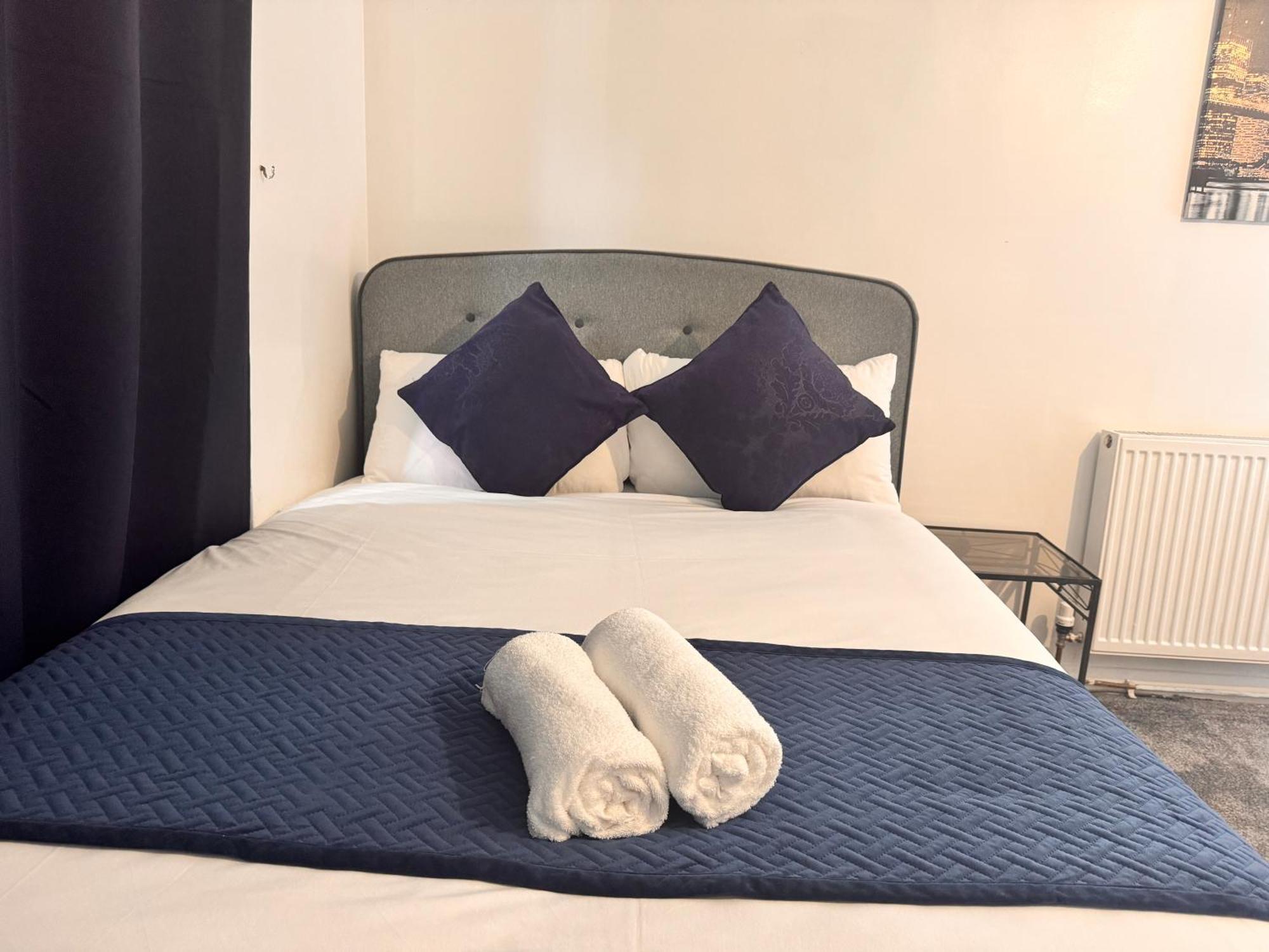High Trees Guest House Gatwick Horley Dış mekan fotoğraf
